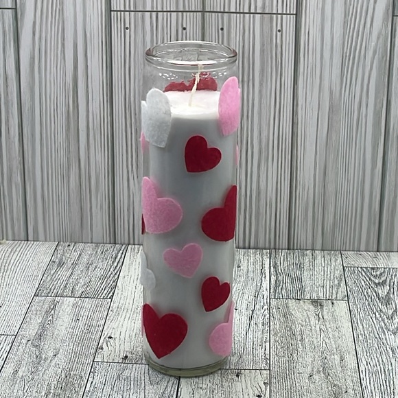 Handmade Valentines Hearts candle - Picture 4 of 7